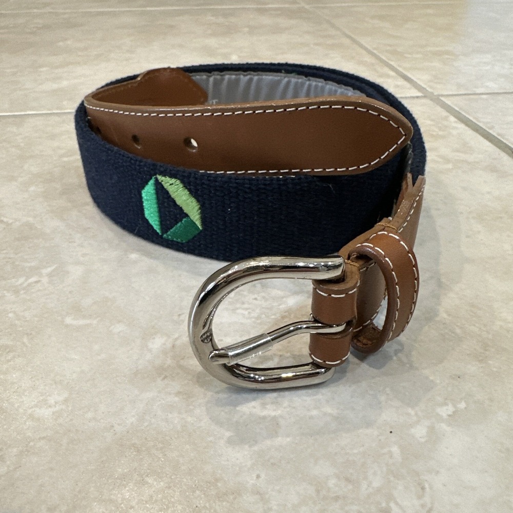 Reel Point Shelter Island Men's Belt Size Small Navy Blue USA 1.24 Wide